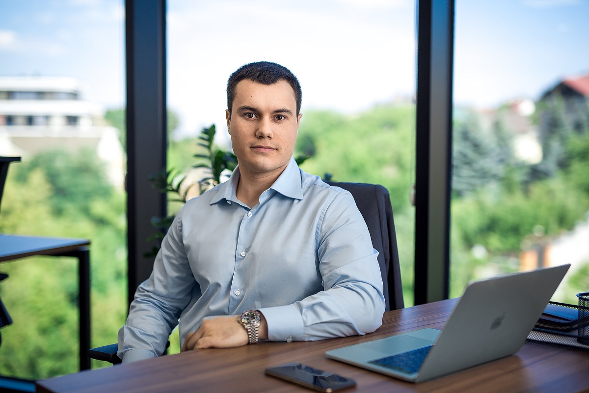 Преодоление финансового кризиса с TeachMeCash – новаторами рынка образовательных технологий