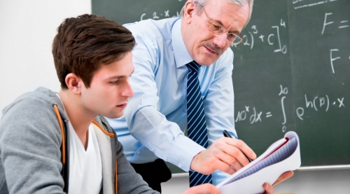 Компания Репетитор.ру при поддержке Сбербанка запустила социальную программу «Репетитор и налоги»