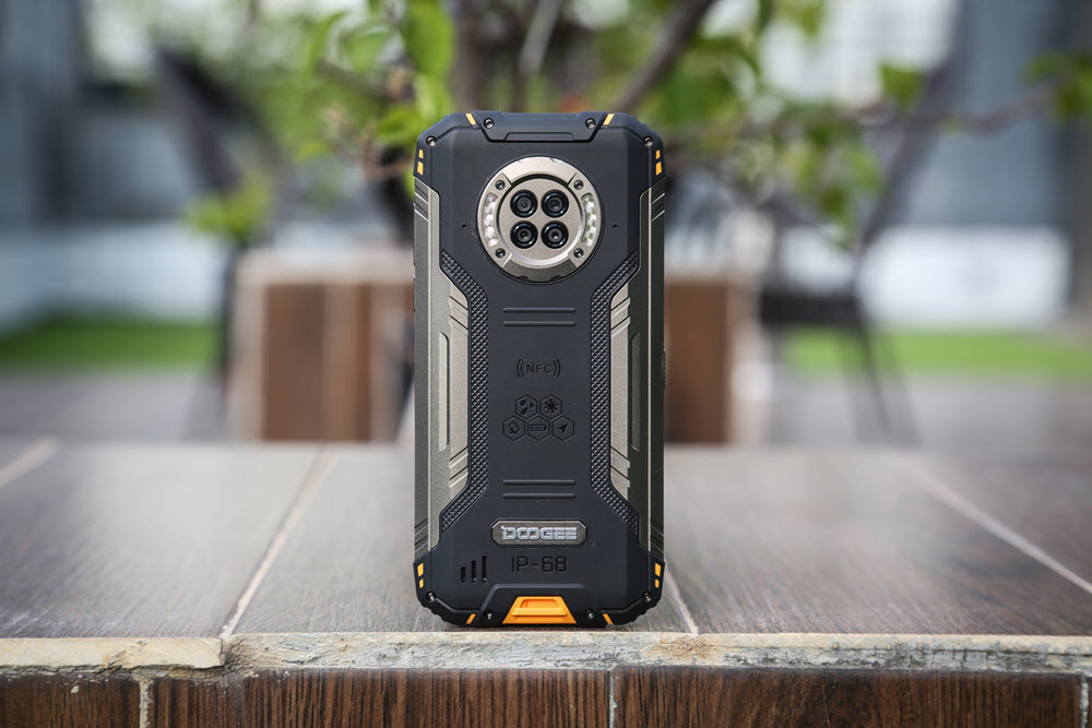 «Черная пятница» началась: с 23 по 27 ноября можно приобрести смартфоны DOOGEE с рекордными скидками