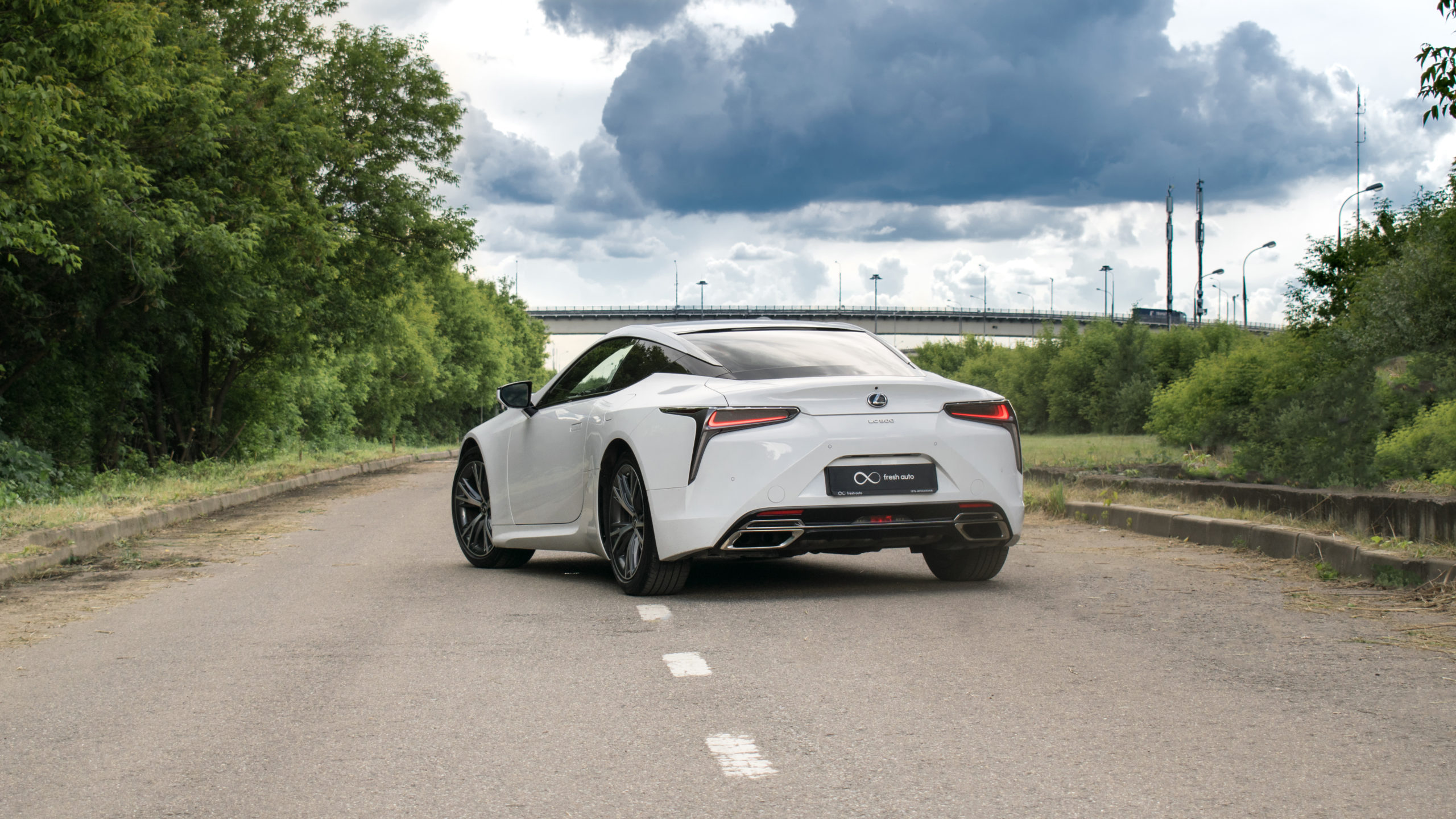 LEXUS LC 500 – поражает дизайном