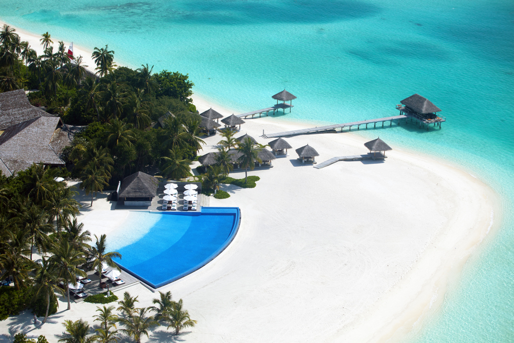Velassaru Maldives: обзор тропического острова